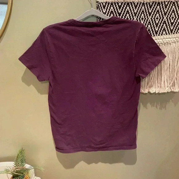 PALM SPRINGS CALIFORNIA PURPLE GRAPHIC COTTON TOP - Picture 3 of 4